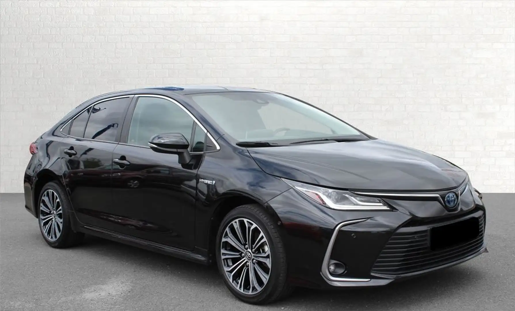 Toyota Corolla Sedán 125H Style Noir - 1