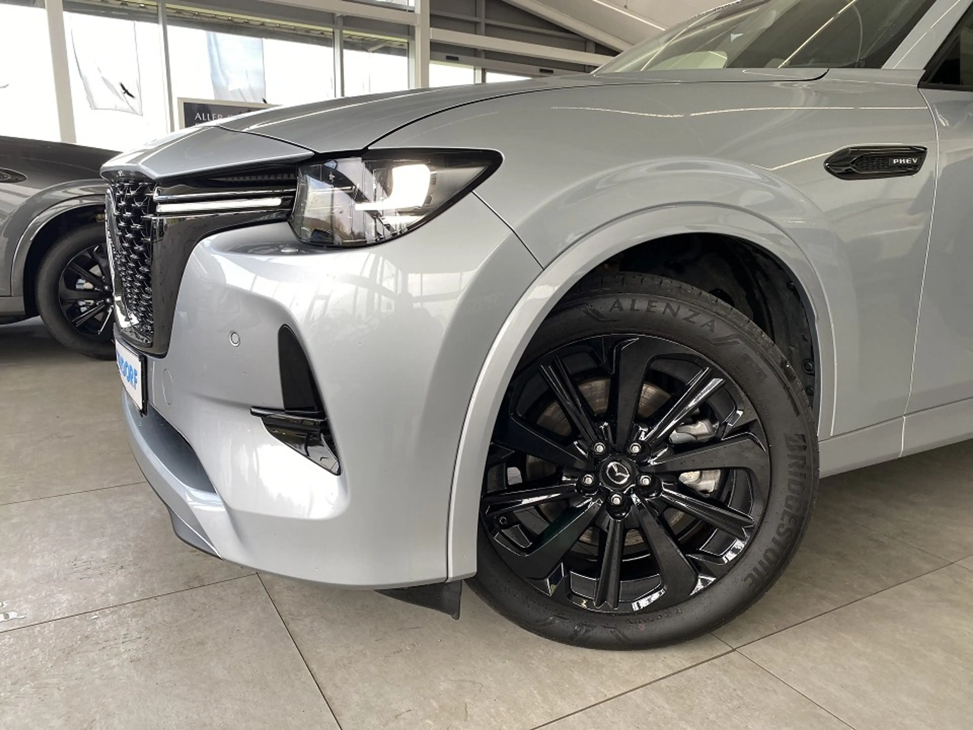 Mazda CX-60 2.5 HOMURA PHEV Werksgarantie 02.2029 CON-P DRI-P — photo 4