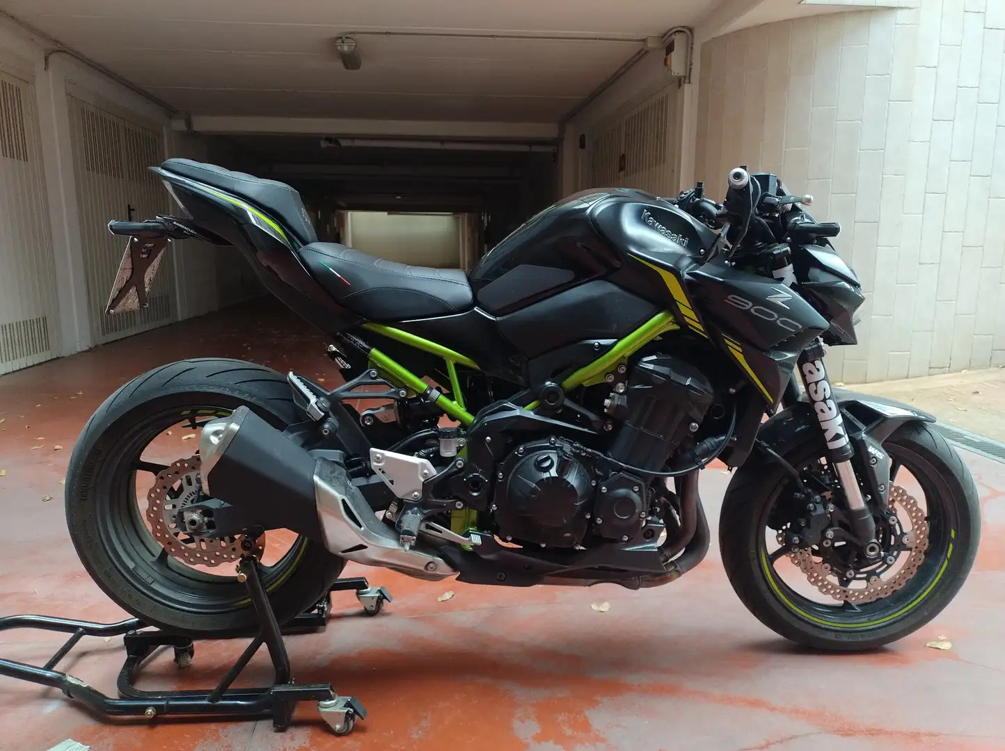 Kawasaki Z 900 Negru - 2