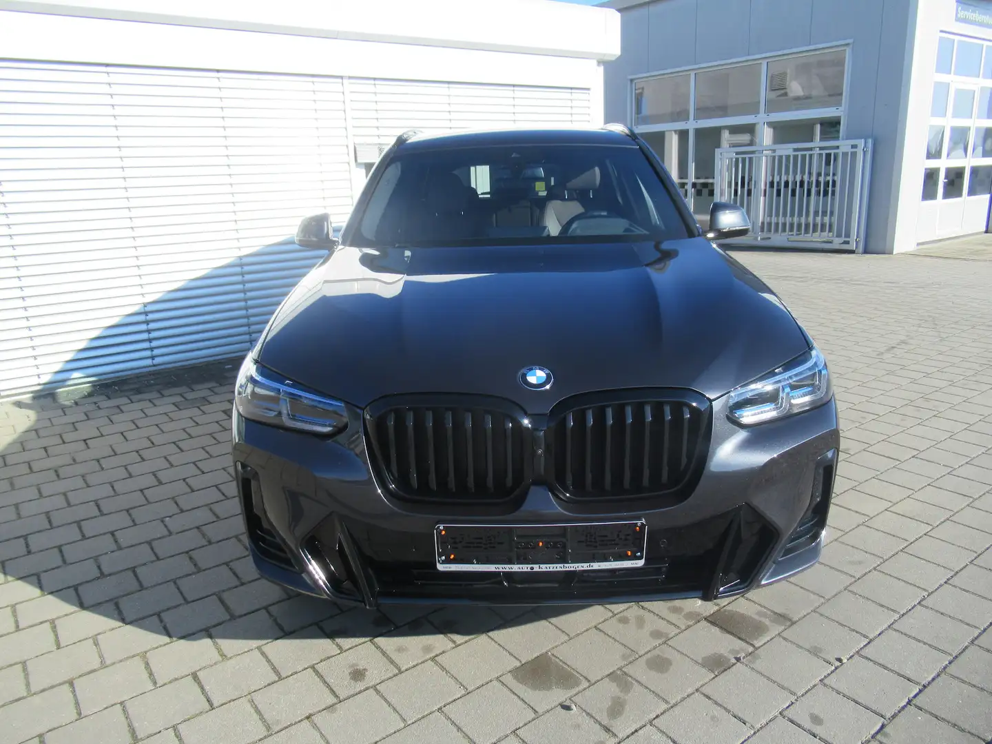 BMW X3 xDrive 20 d xLine Grau - 2