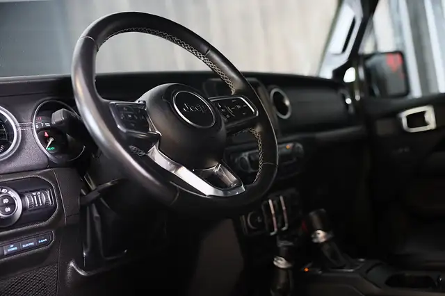 Jeep Wrangler view 7