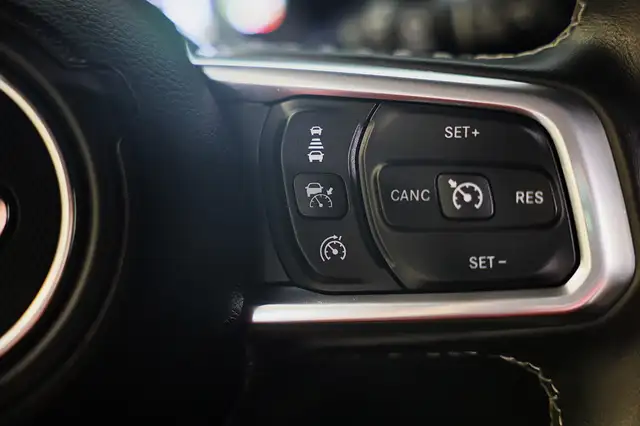 Jeep Wrangler view 23