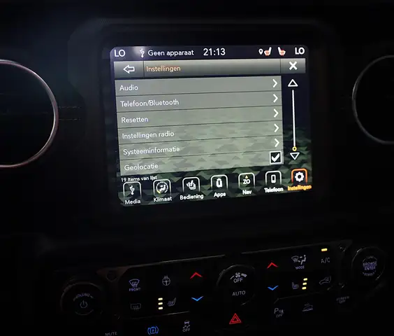 Jeep Wrangler view 13