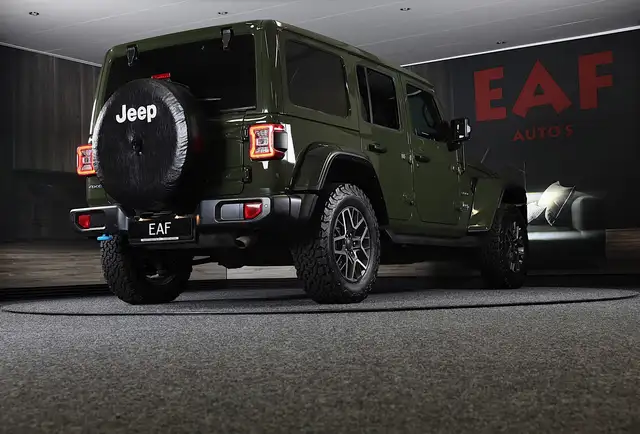 Jeep Wrangler view 5