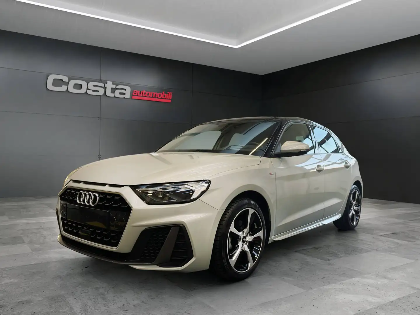 Audi A1 Sportback 30 1.0 tfsi S line edition 110cv Argento - 2