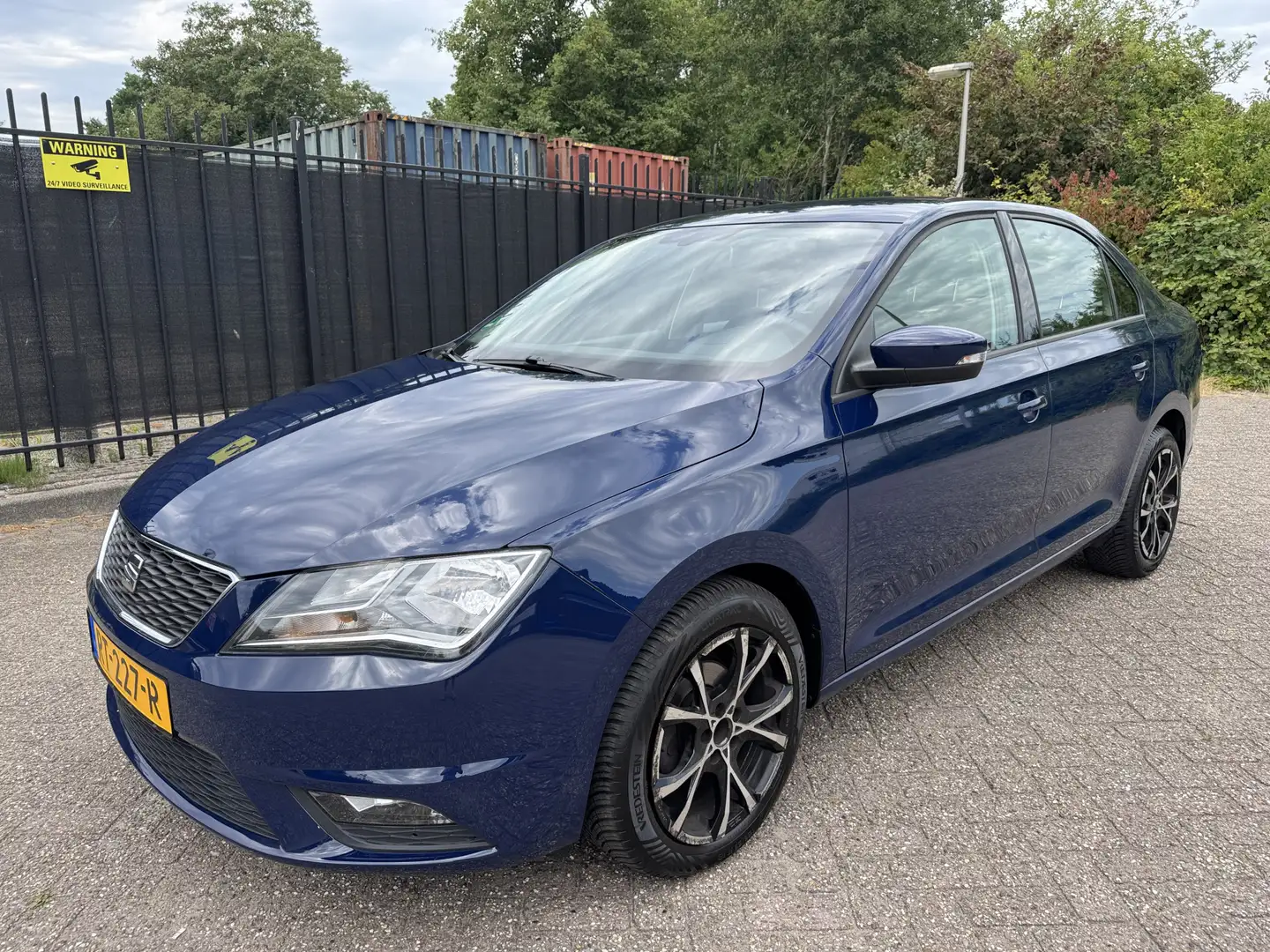 SEAT Toledo 1.0 TSI Reference Navi//Clima/Cruise/LMV Blauw - 1