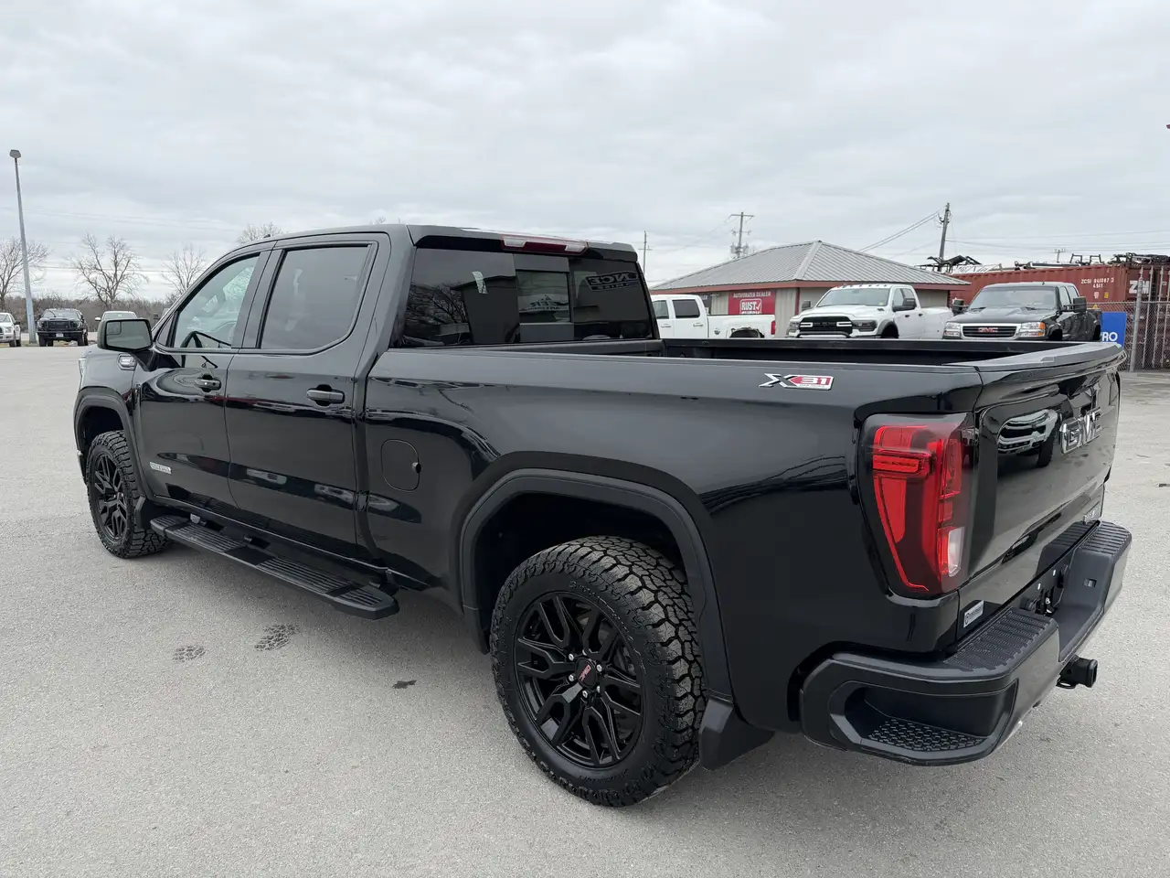 GMC Sierra 1500 снимка GMC Sierra 1500