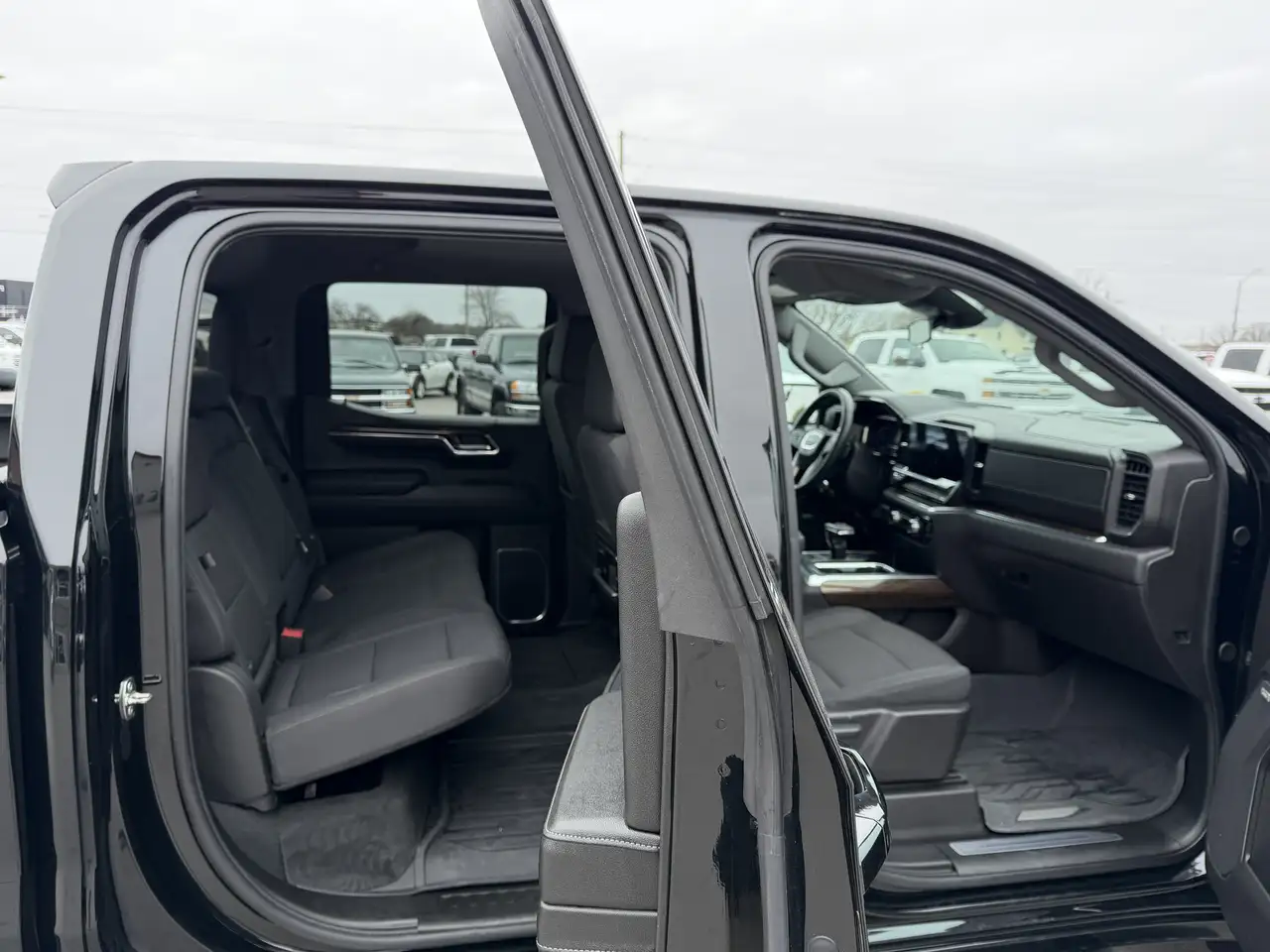 GMC Sierra 1500 снимка GMC Sierra 1500