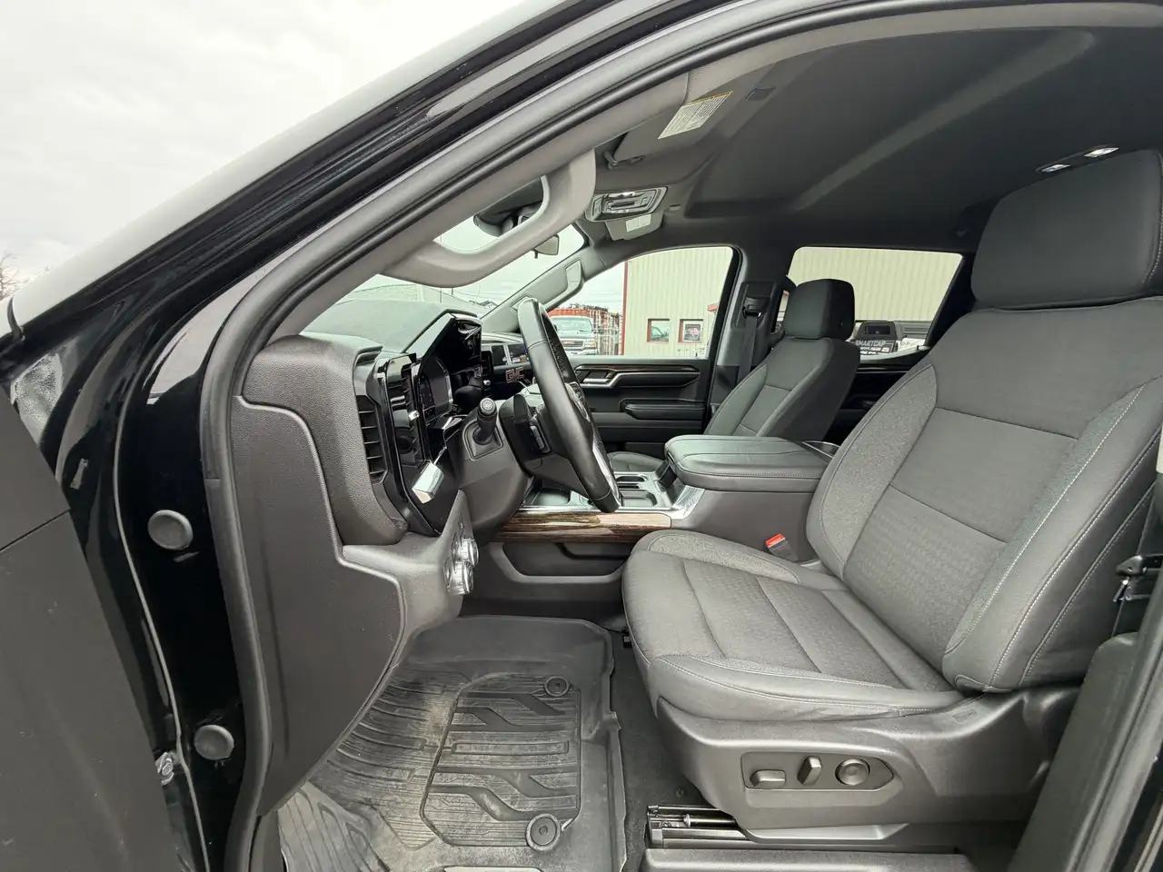 GMC Sierra 1500 снимка GMC Sierra 1500