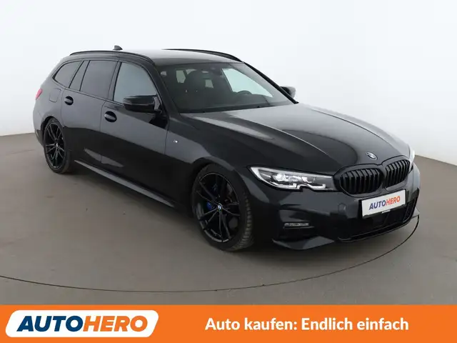 BMW 3 Series view 8
