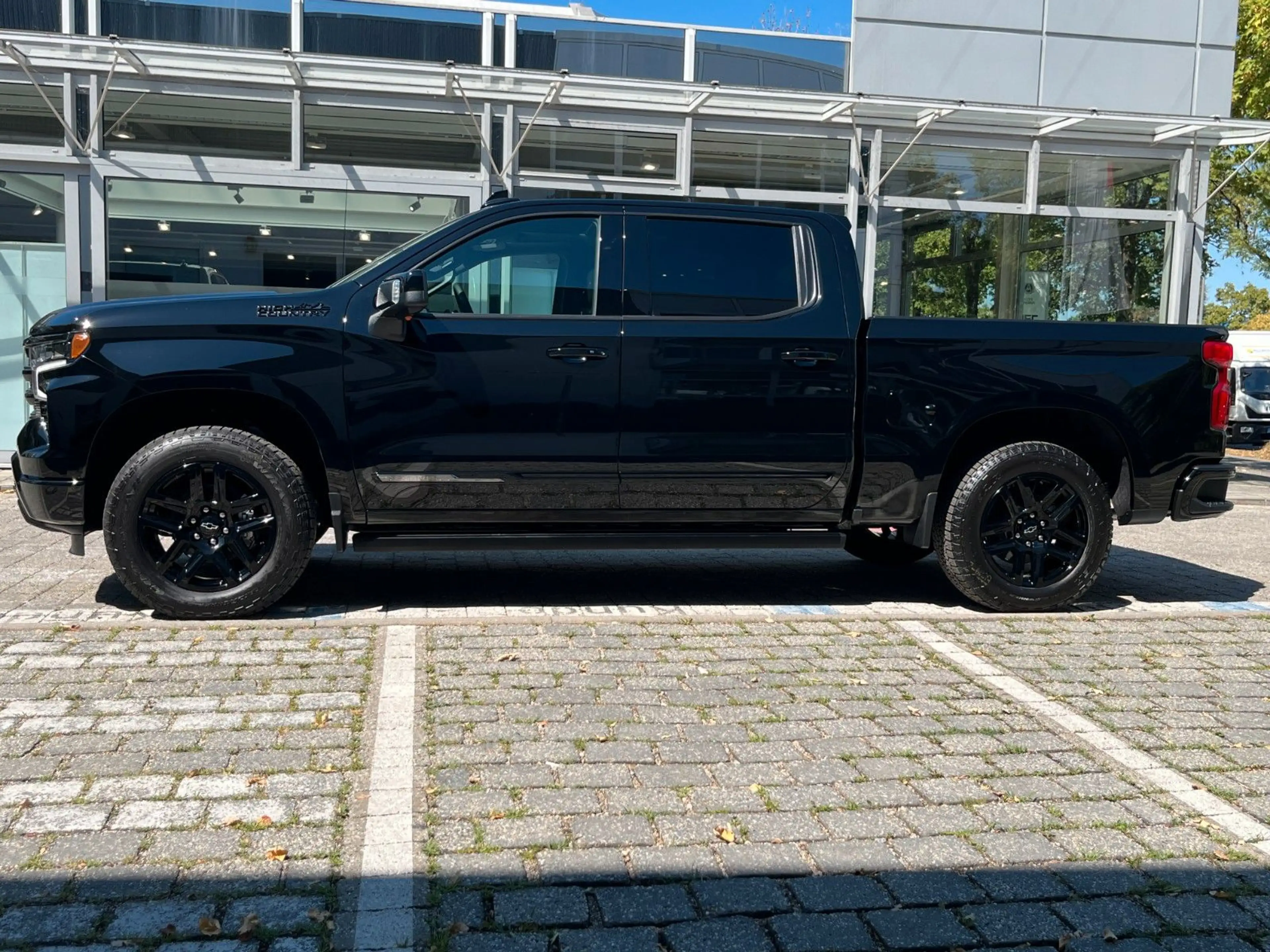 Chevrolet Silverado 6.2 V8 High Country Midnight*LPG*360° — photo 8