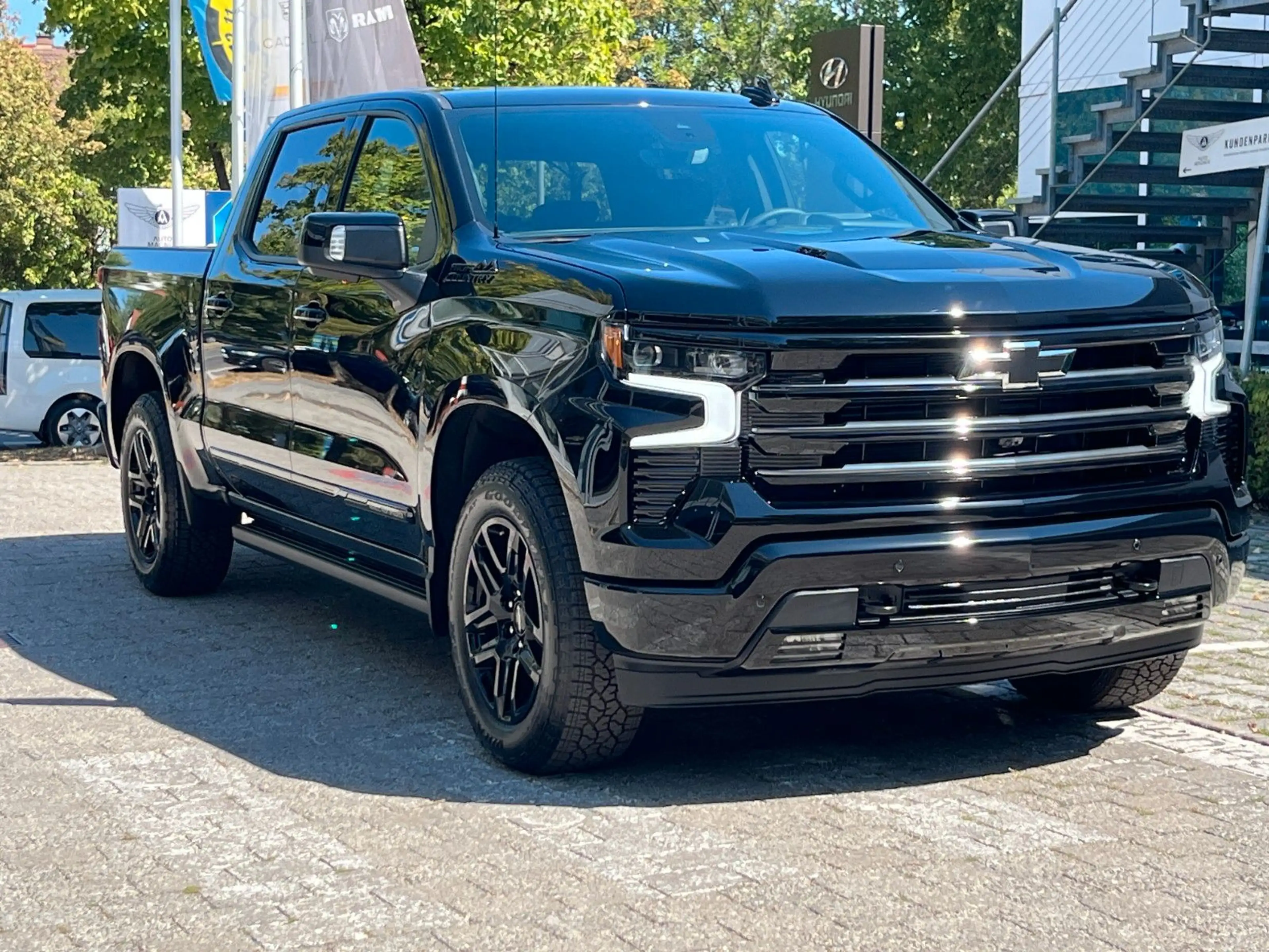 Chevrolet Silverado 6.2 V8 High Country Midnight*LPG*360° — photo 5