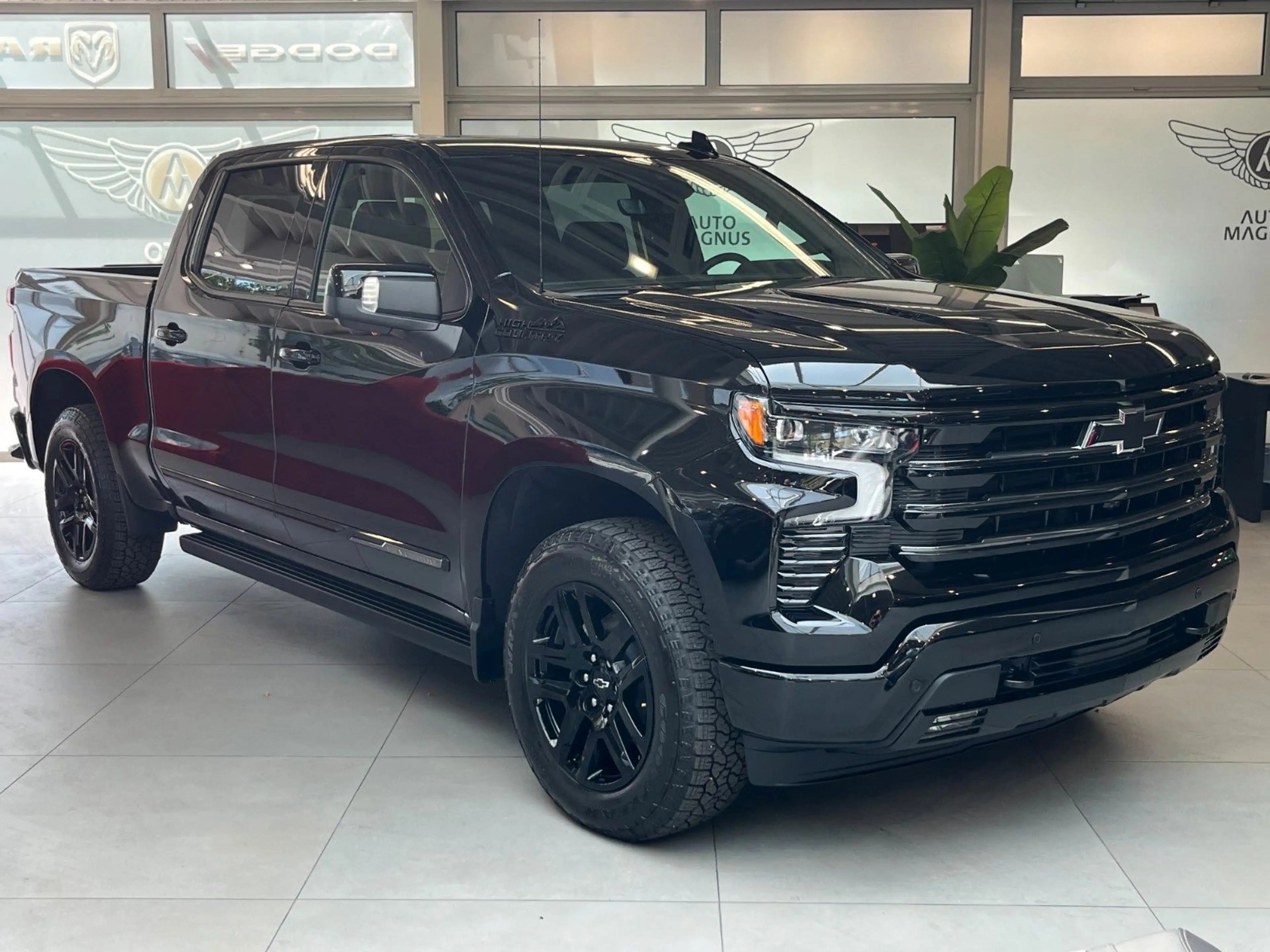 Chevrolet Silverado 6.2 V8 High Country Midnight*LPG*360° — photo 15