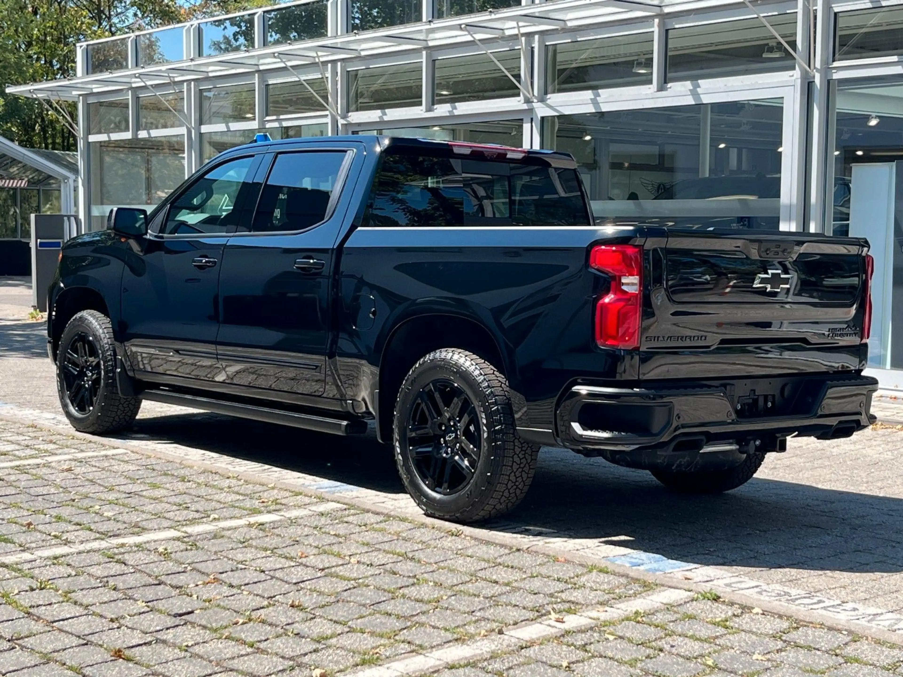 Chevrolet Silverado 6.2 V8 High Country Midnight*LPG*360° — photo 9