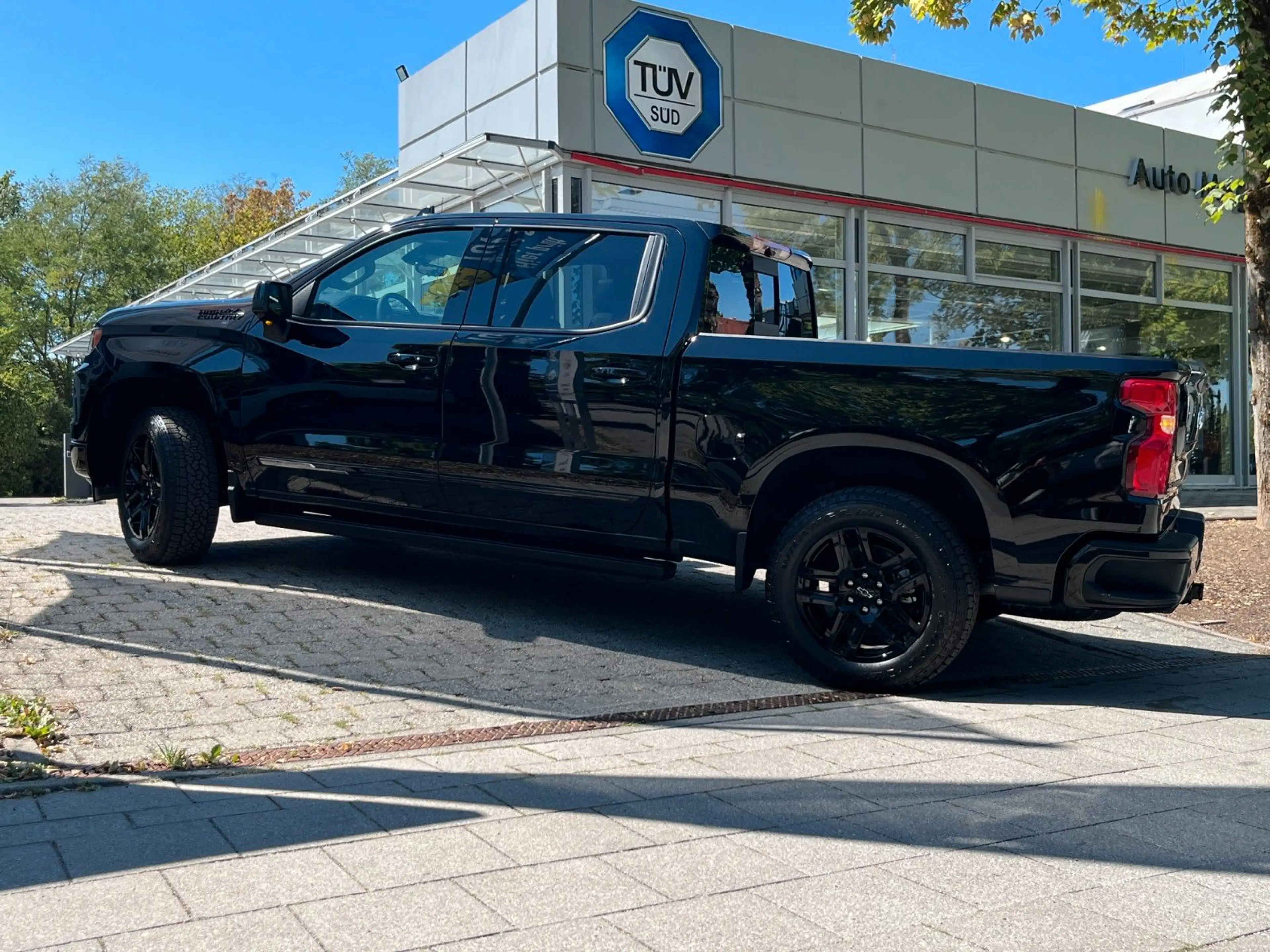 Chevrolet Silverado 6.2 V8 High Country Midnight*LPG*360° — photo 3
