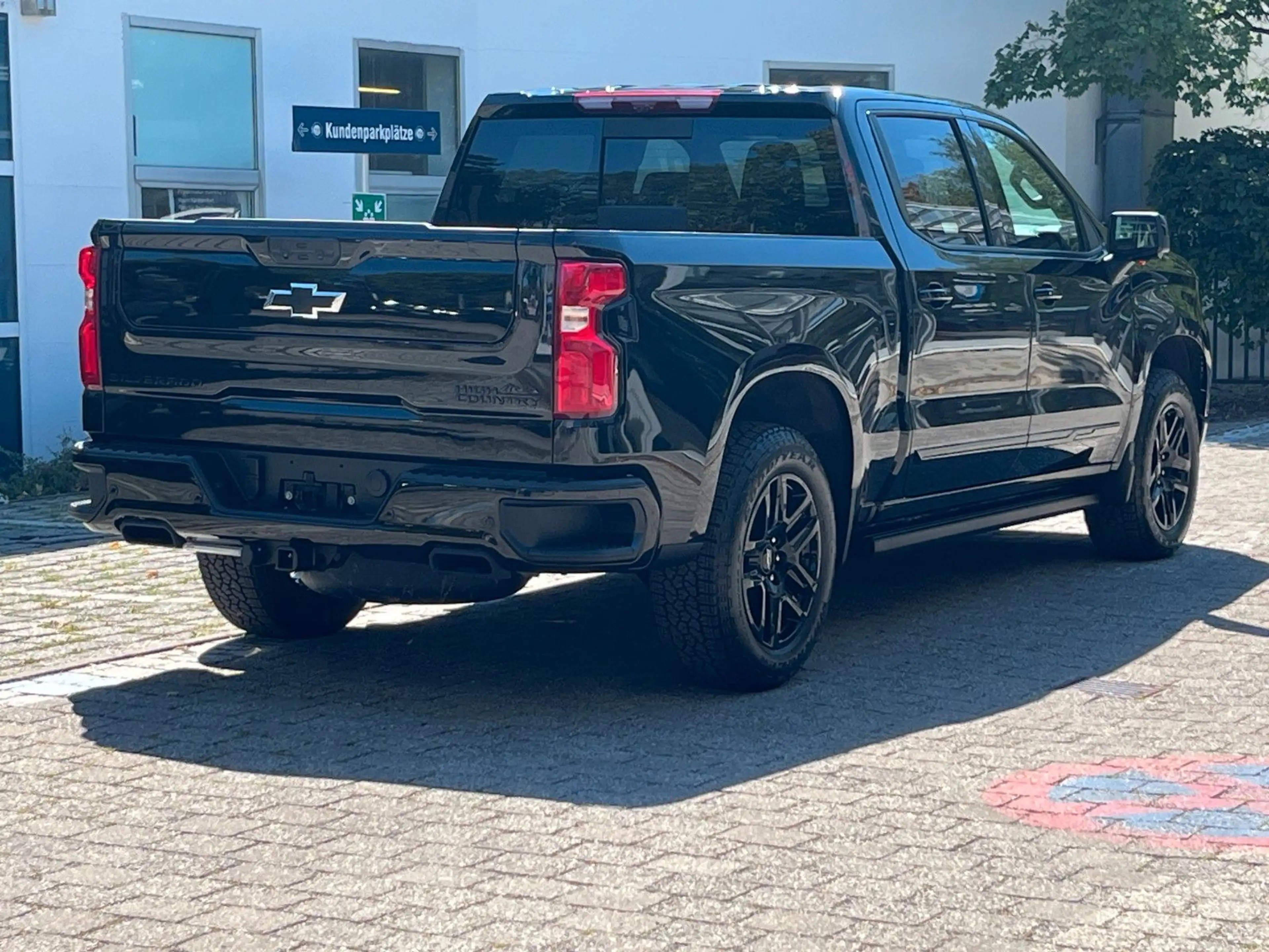 Chevrolet Silverado 6.2 V8 High Country Midnight*LPG*360° — photo 11
