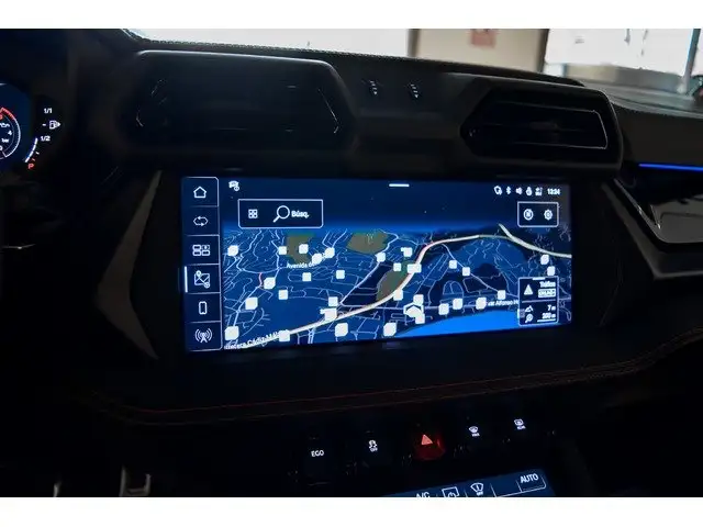 Lamborghini Urus view 13