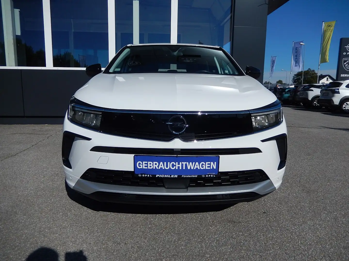 Opel Grandland (Verkauft) 1,2 DI Turbo Business Elegance Weiß - 2