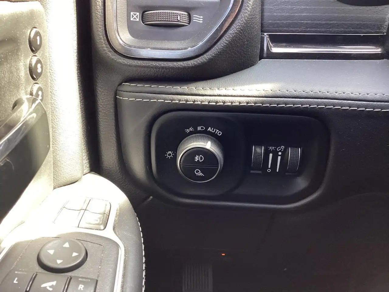 RAM 2500 photo RAM 2500