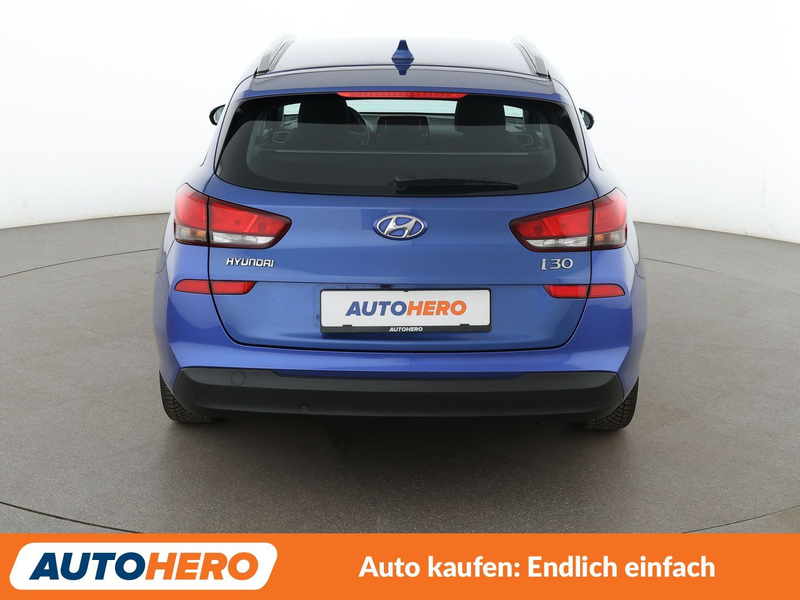 Hyundai i30 1.4 TGDI Trend Aut.*NAV*TEMP*CAM*PDC*SHZ*ALU* — photo 5