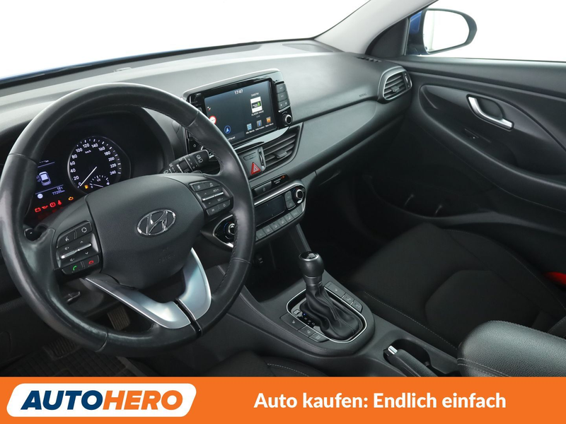 Hyundai i30 1.4 TGDI Trend Aut.*NAV*TEMP*CAM*PDC*SHZ*ALU* — photo 11