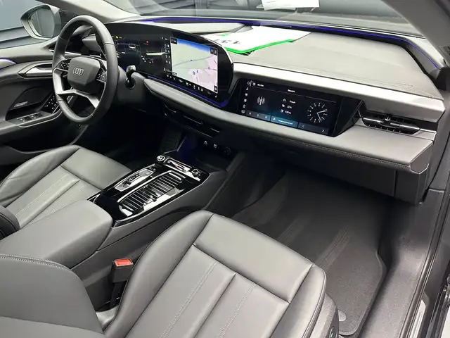 Audi E-Tron view 12