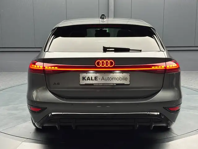 Audi E-Tron view 4