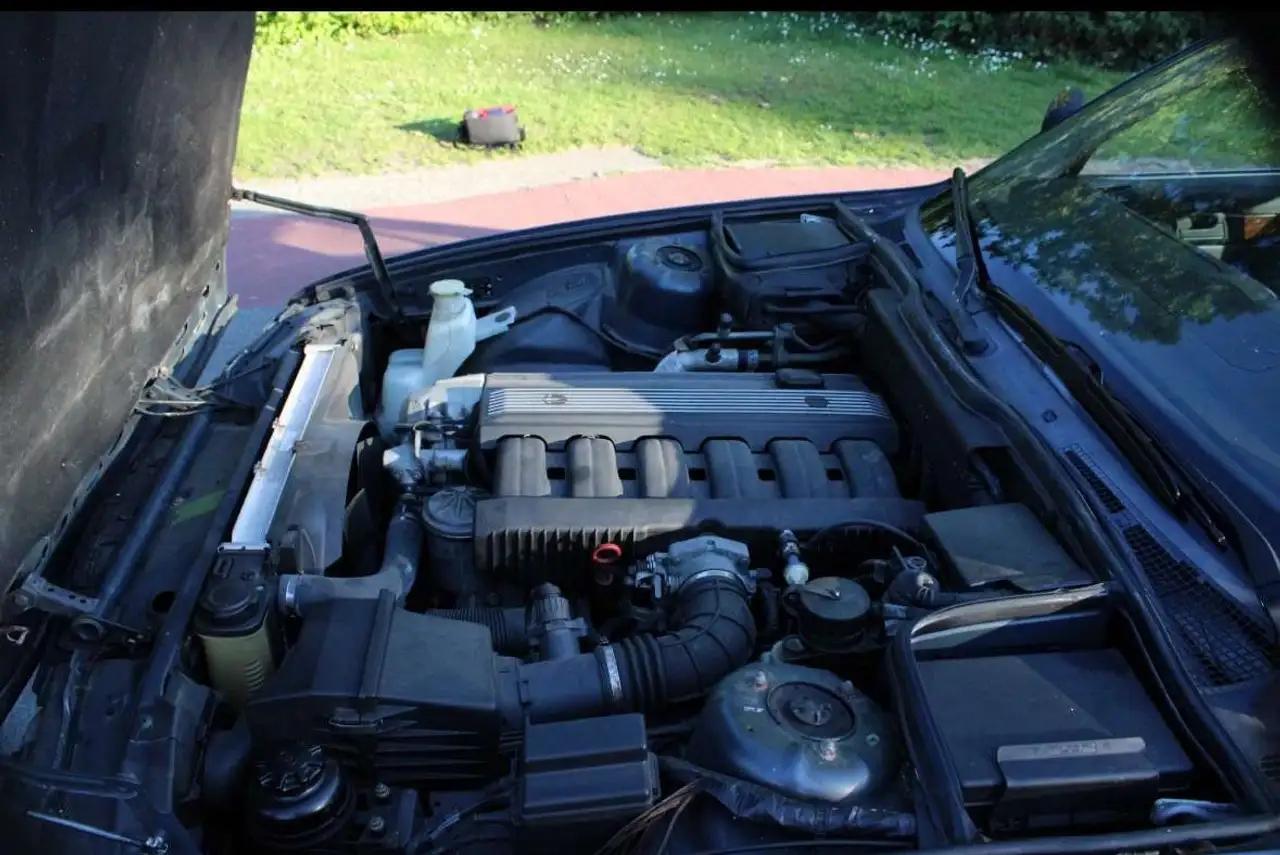 BMW E34 525I (Fjordgrau), foto 12