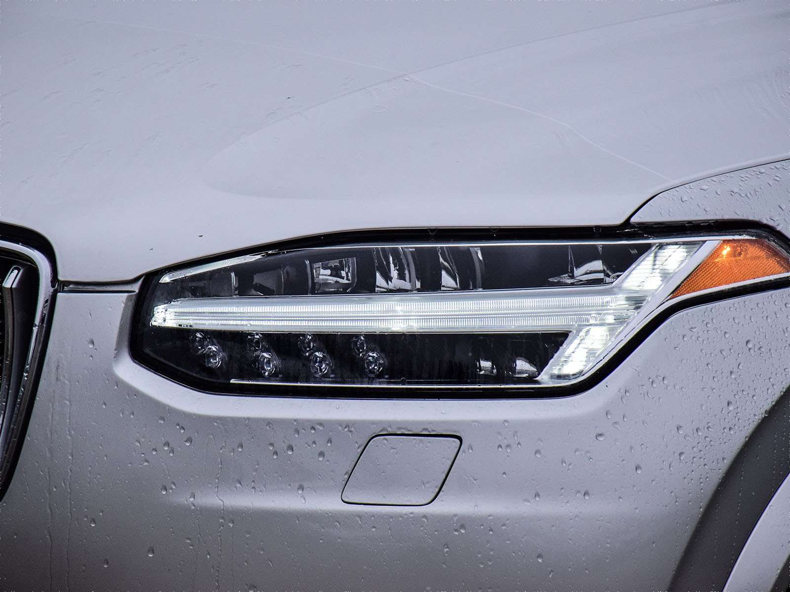 2022 Volvo XC90 T6 AWD Inscription 7-Seater thumb 8