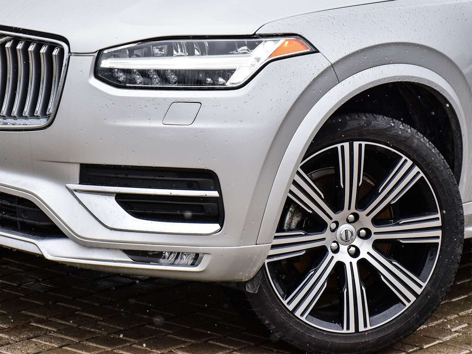 2022 Volvo XC90 T6 AWD Inscription 7-Seater thumb 7
