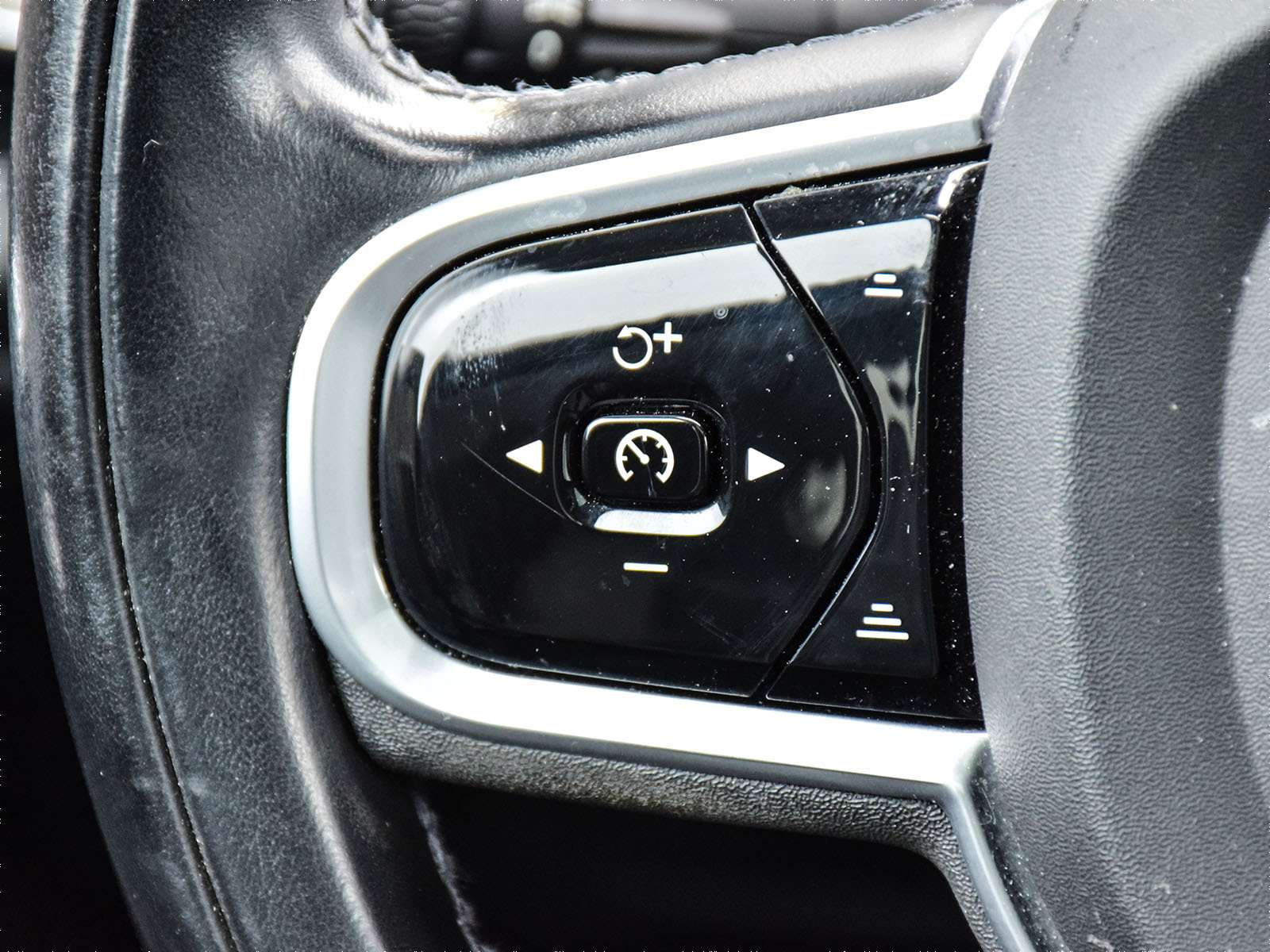 2022 Volvo XC90 T6 AWD Inscription 7-Seater thumb 20