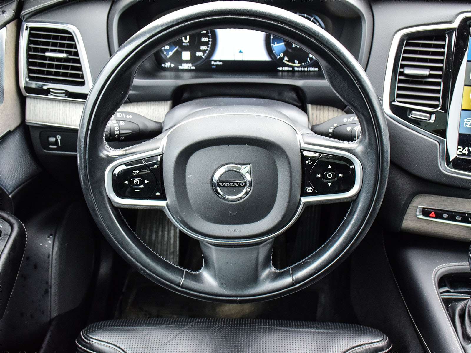 2022 Volvo XC90 T6 AWD Inscription 7-Seater thumb 19