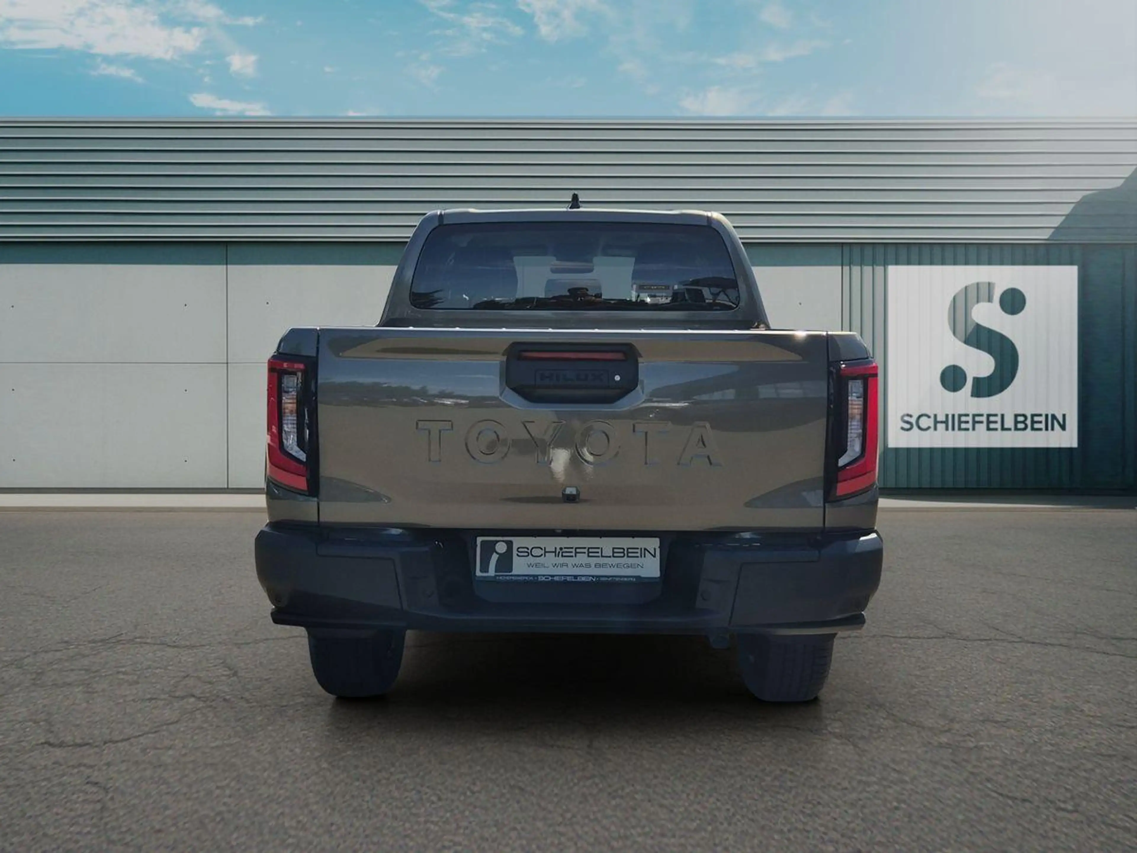 Toyota Hilux NG Hilux Double Cab 2,8 Mild Hybrid Executive — photo 7