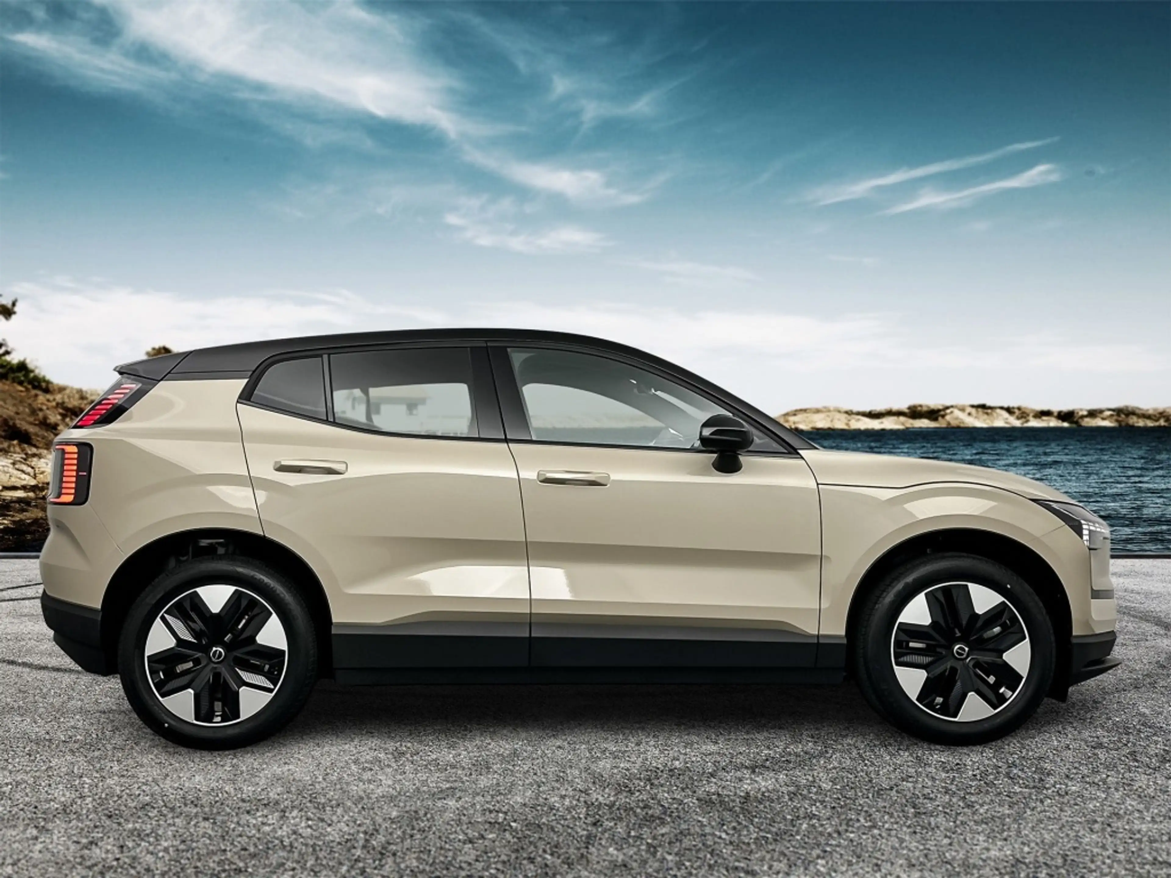 Volvo EX30 P3 Long Range Plus Europa — photo 7