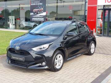 1.5 VVT-i Hybrid 85kW Dynamic e-CVT