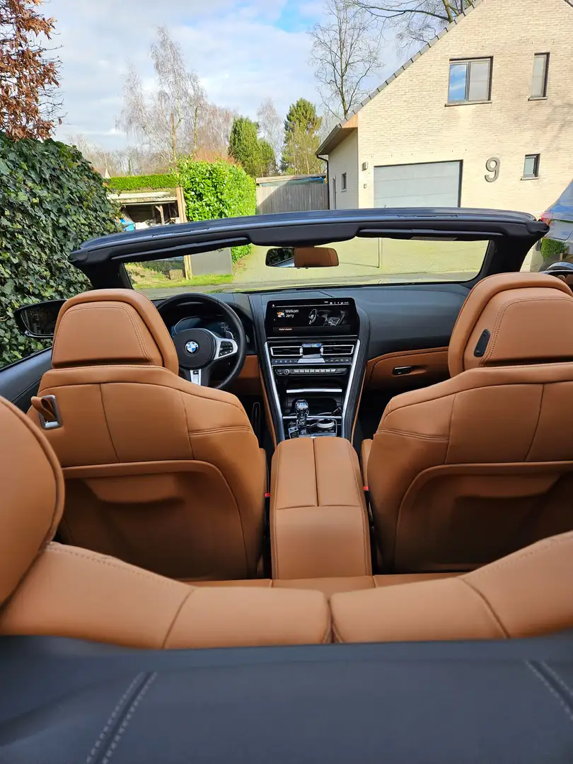 BMW 840 840i xDrive Cabrio Black - 2