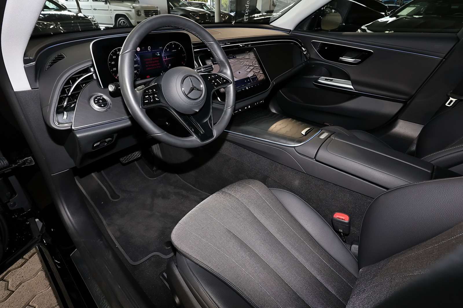 Mercedes-Benz E 220