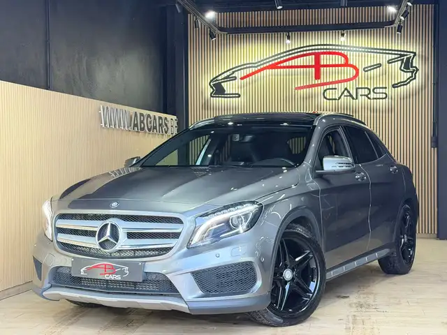 Mercedes-Benz GLA 200 D * PACK AMG * GARANTIE 12 MOIS *