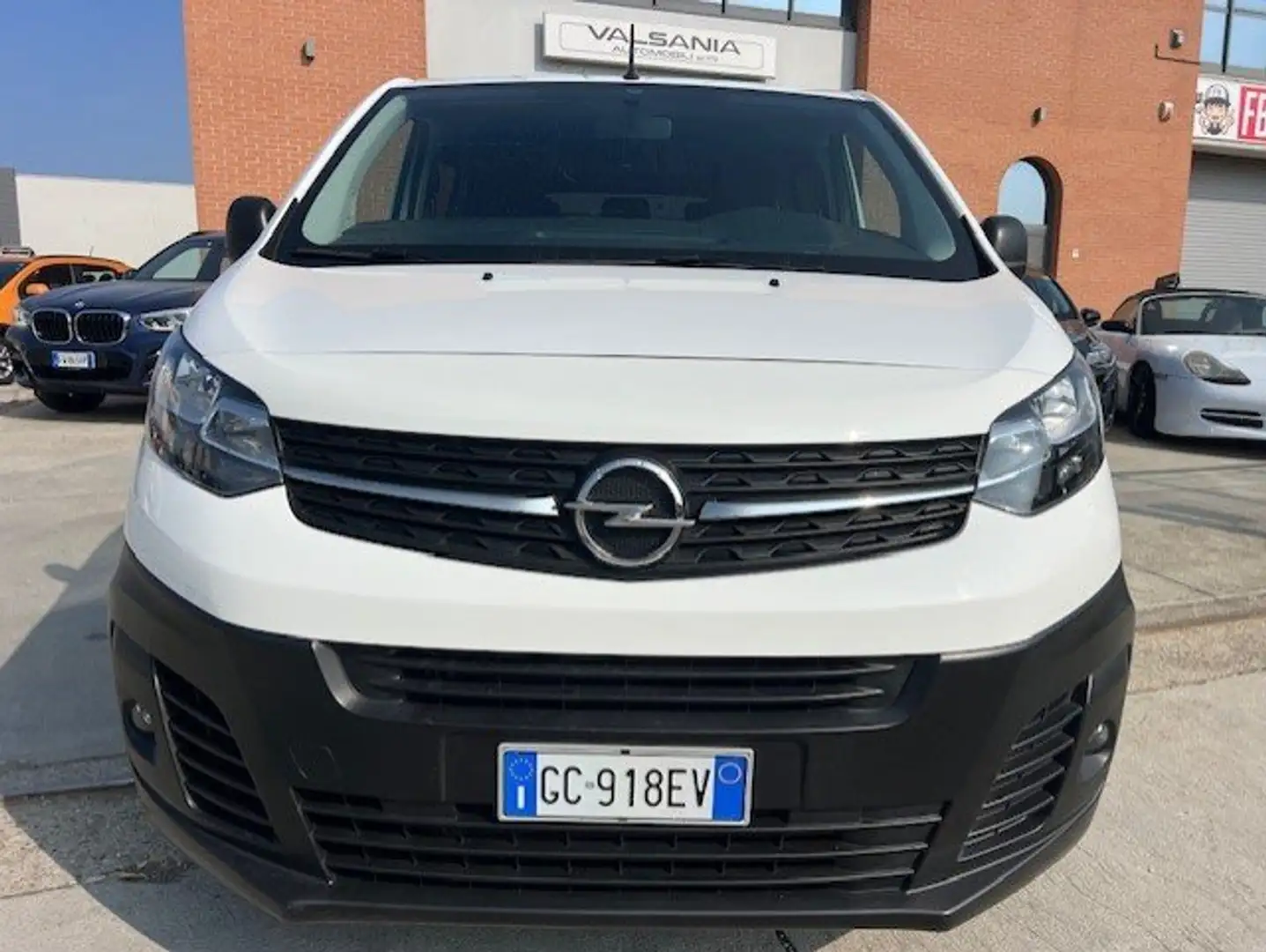 Opel Vivaro 1.5 diesel 120cv PULMINO 8 posti Bianco - 2