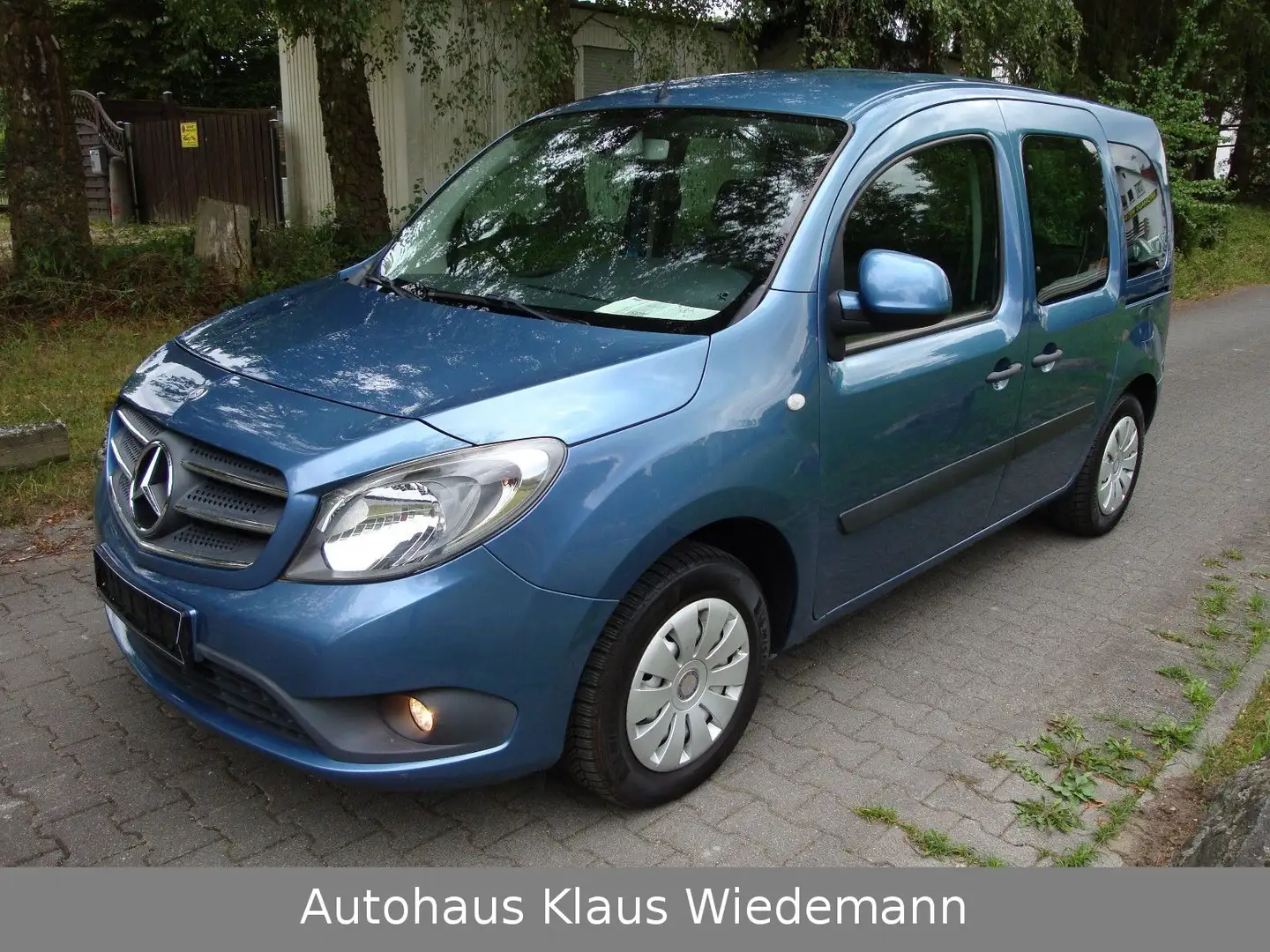 Mercedes-Benz Citan 112 Tourer Aut.- 2.Hd./erst 76 TKM Blau - 1