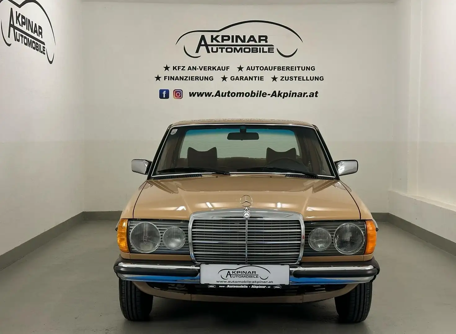Mercedes-Benz 240 D W123 ABSOLUTE RARITÄT - ORIGINAL ZUSTAND Gelb - 2