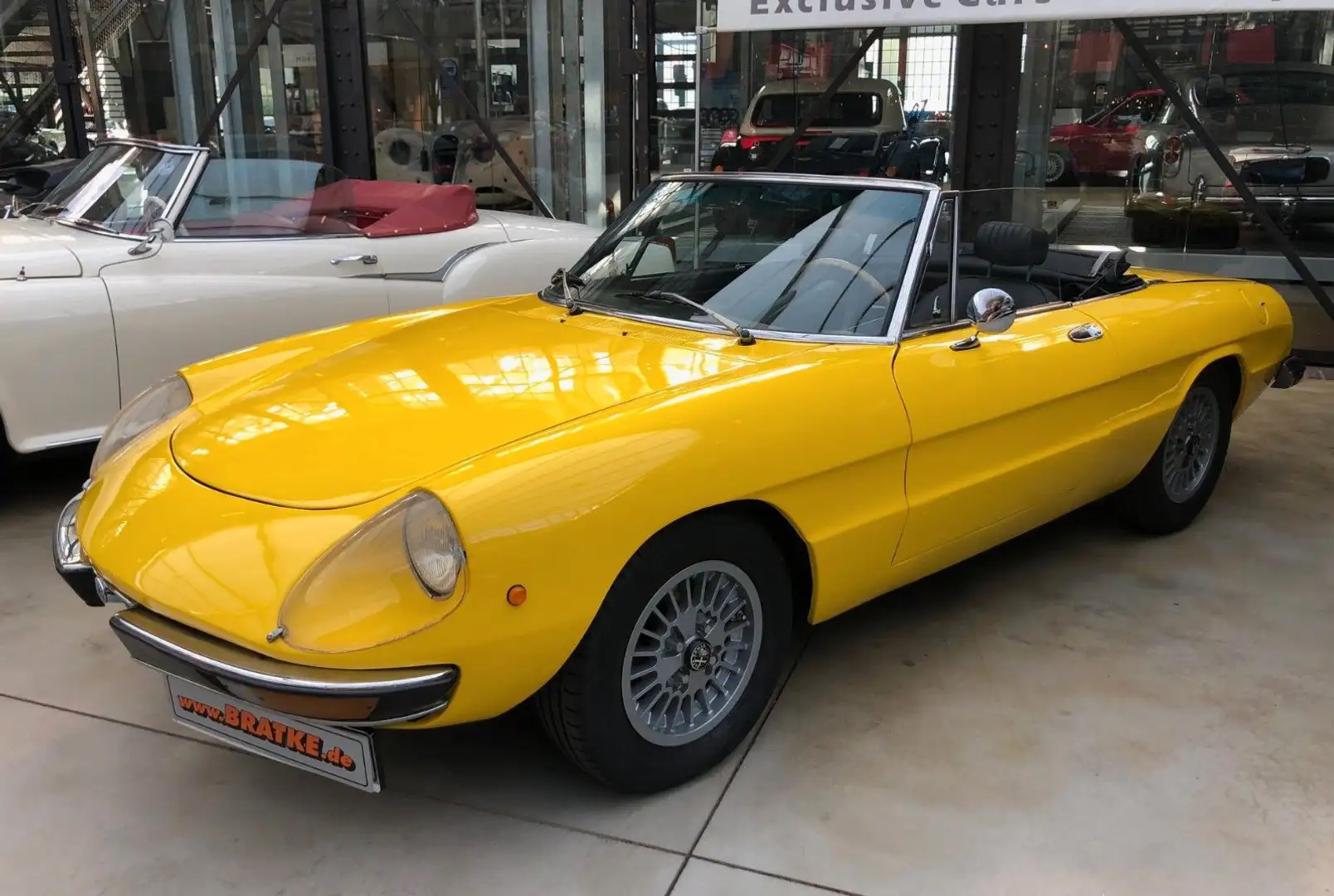Alfa Romeo Spider Fastback 1,6-103PS H-Zul. Galben - 1
