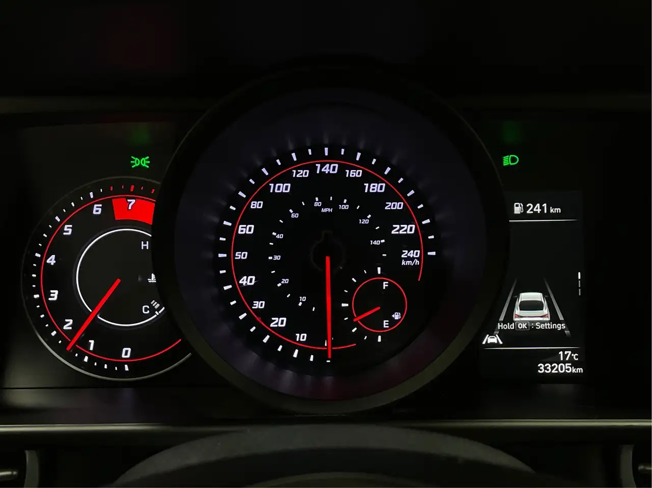 Hyundai ELANTRA снимка Hyundai ELANTRA
