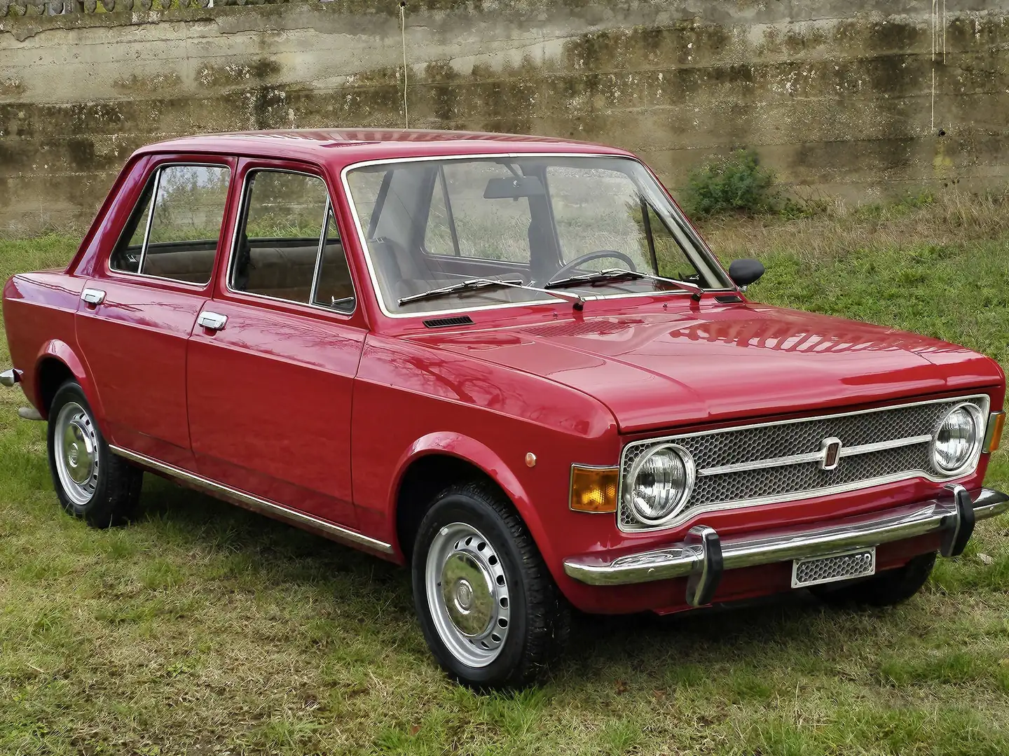 Fiat 128 Czerwony - 1