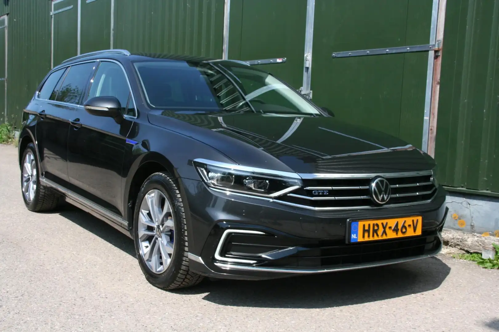 Volkswagen Passat Variant 1.4 TSI PHEV GTE Business, LEER, NAVIGATIE, CAMERA Noir - 2