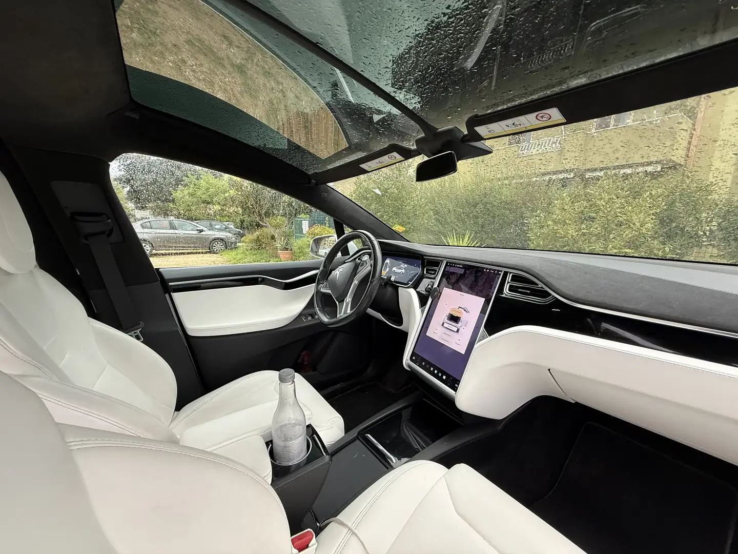 Tesla Model X 90 D - 1
