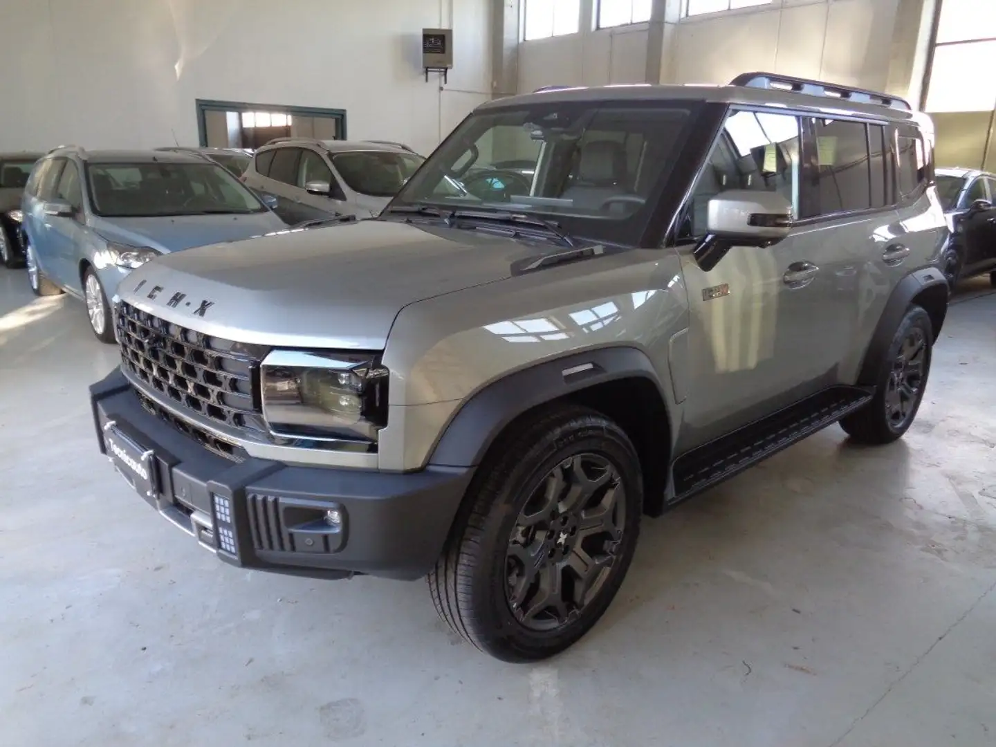 ICH-X K3 2.0 DCT 4WD Grijs - 1