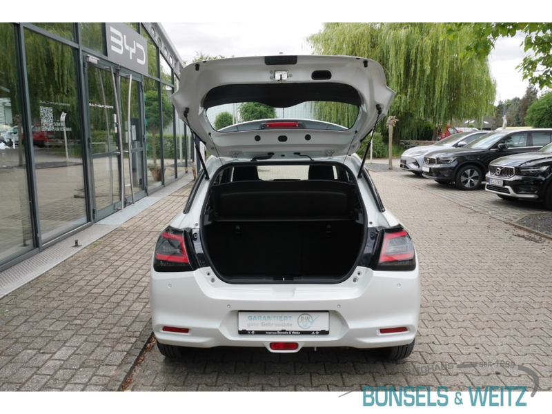Suzuki Swift Club 1.2 Dualjet Hybrid Navi LED DAB Keyless Entry — photo 10