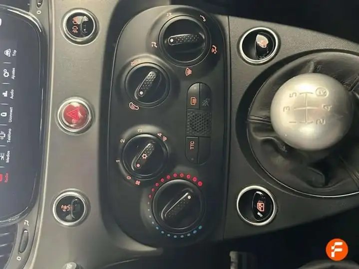 Abarth 500 2022, foto 19