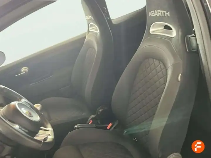 Abarth 500 2022, foto 22